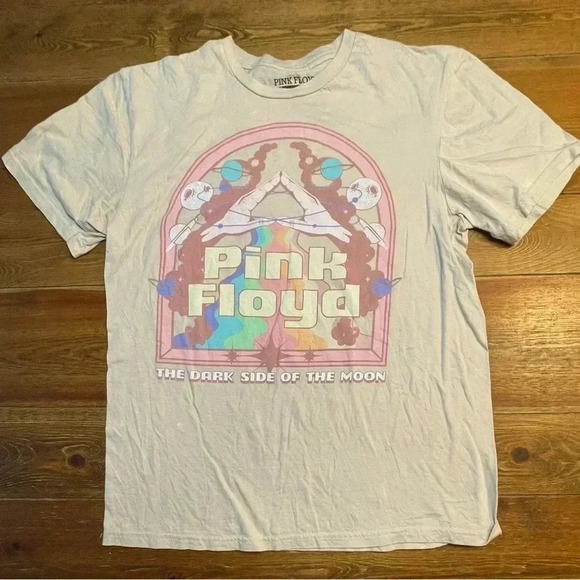 Pink Floyd | Dark Side of The Moon | Medium - Picture 1 of 2
